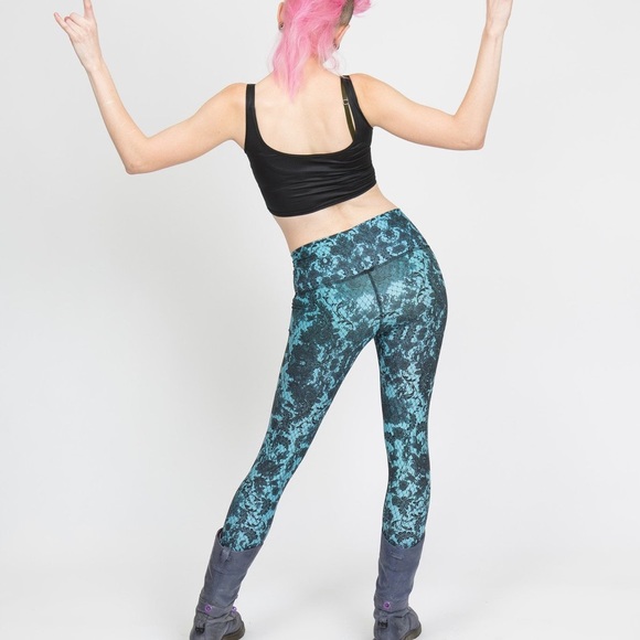 ELEKTRIX LOVE | LUMINANCE YOGA LEGGING - Picture 3 of 3